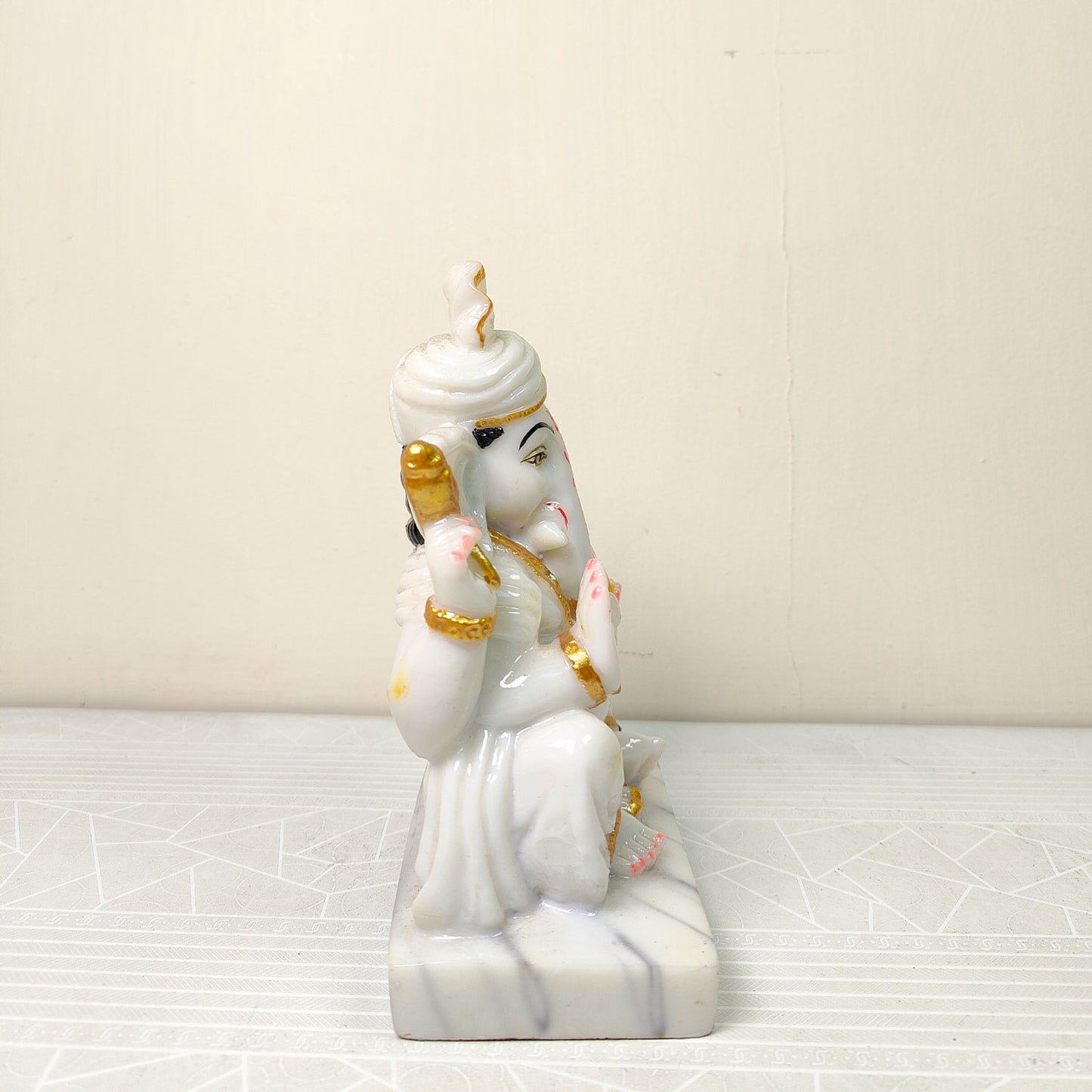 Divine Pagdi Ganesh Idol -Marble Dust