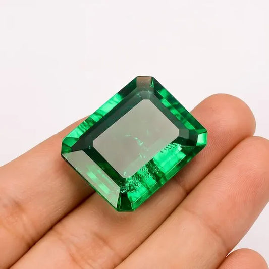 Emerald (Panna) Gemstone