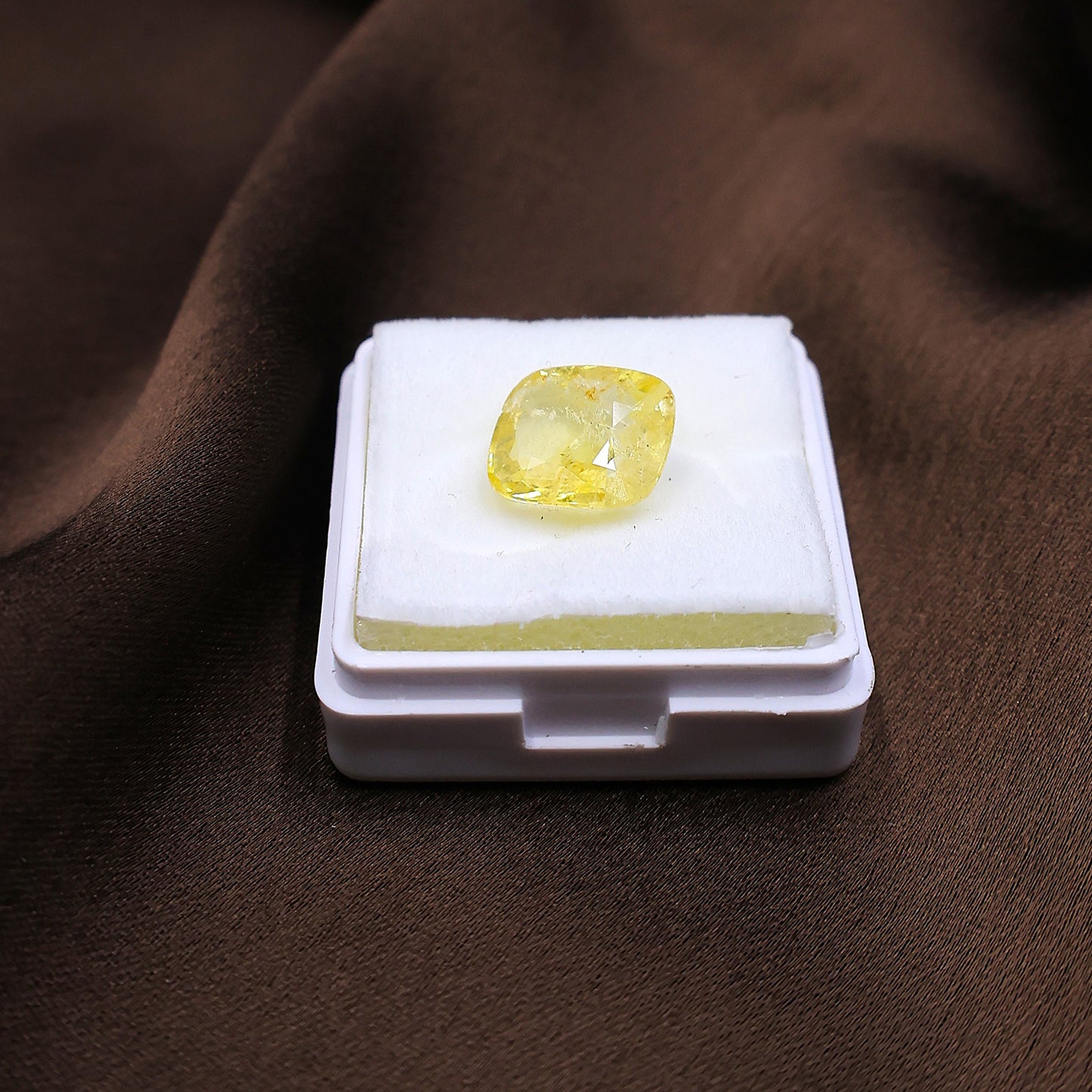 Pukhraj (Yellow Sapphire) 4.50 Cts