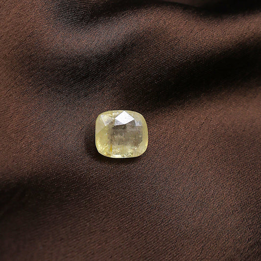 Pukhraj (Yellow Sapphire) 6.25 Cts