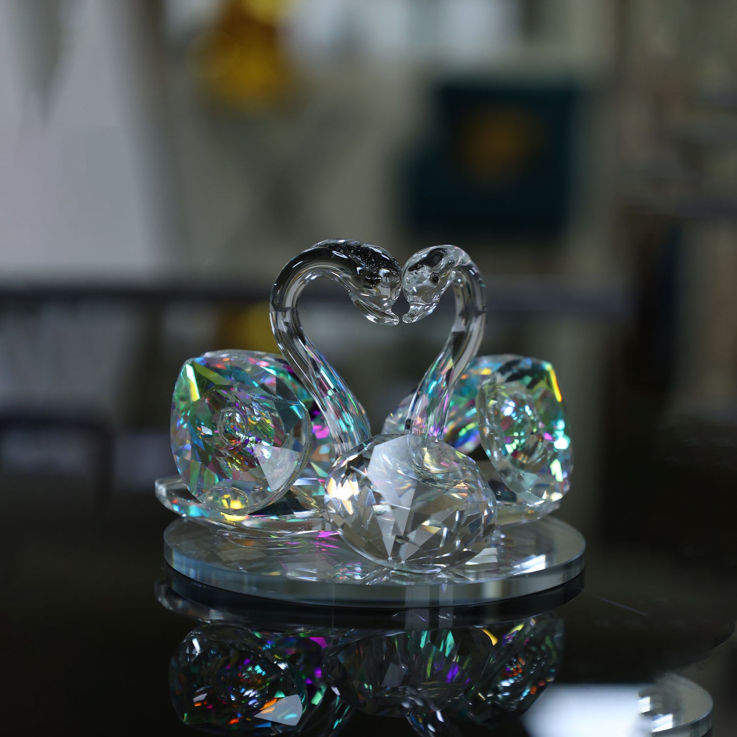 Swing Double Swan Crystal